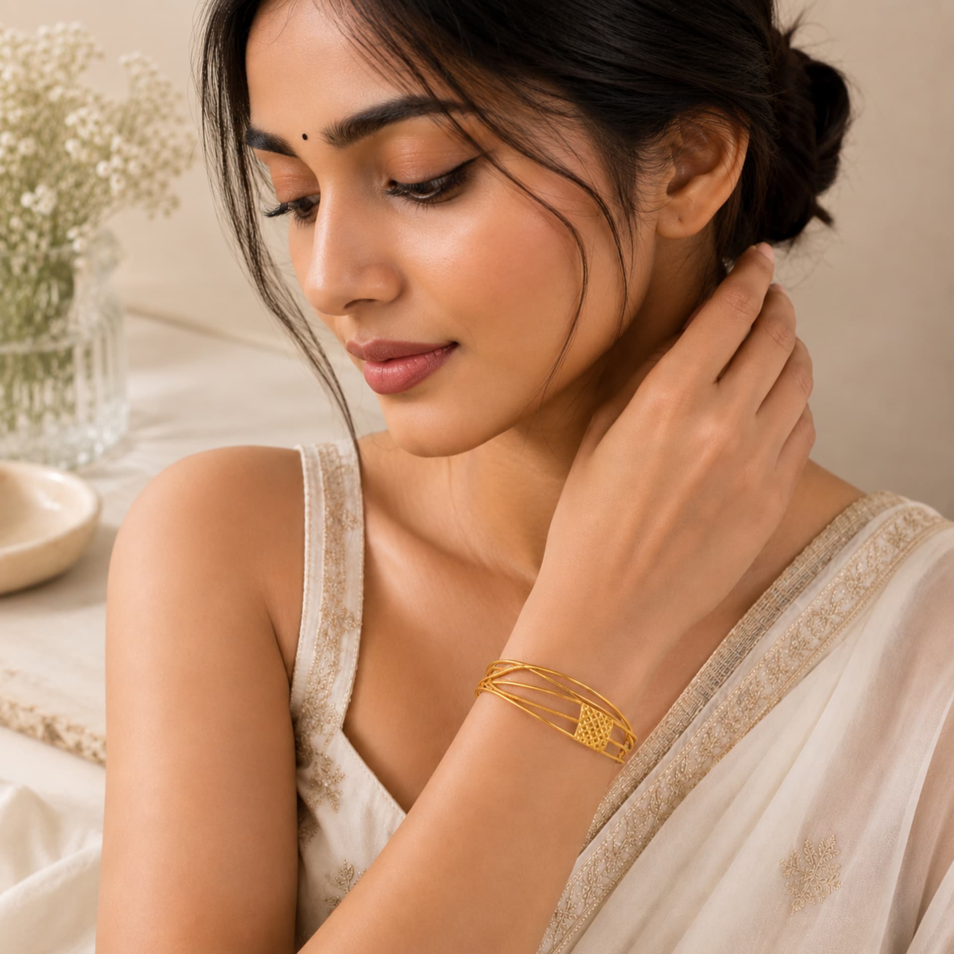 GOLD BRACELET