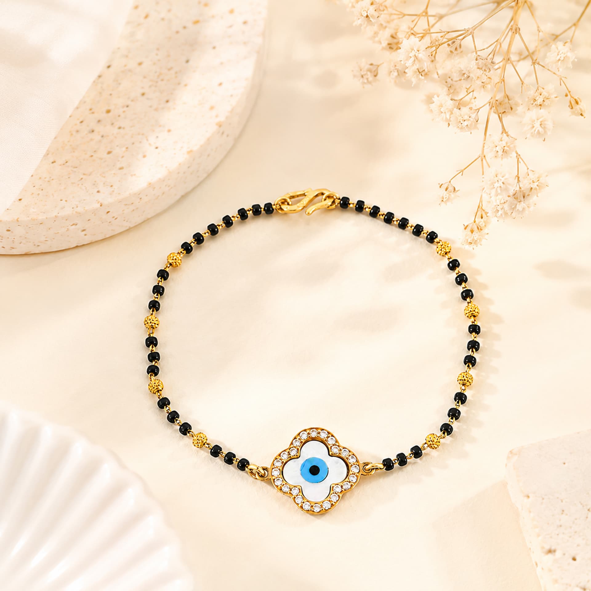 GOLD BRACELET