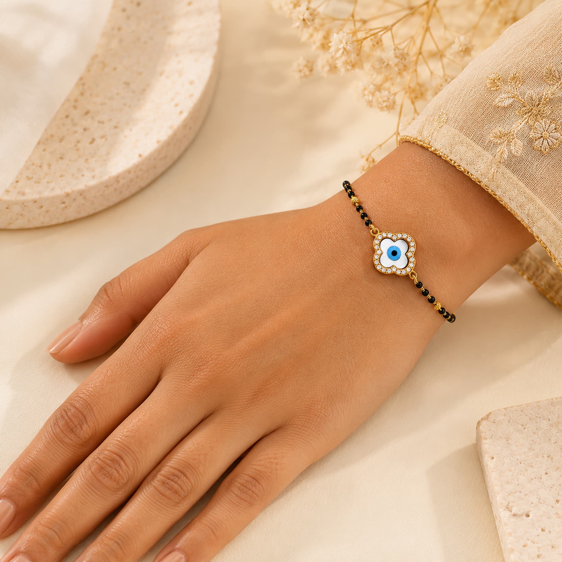 GOLD BRACELET