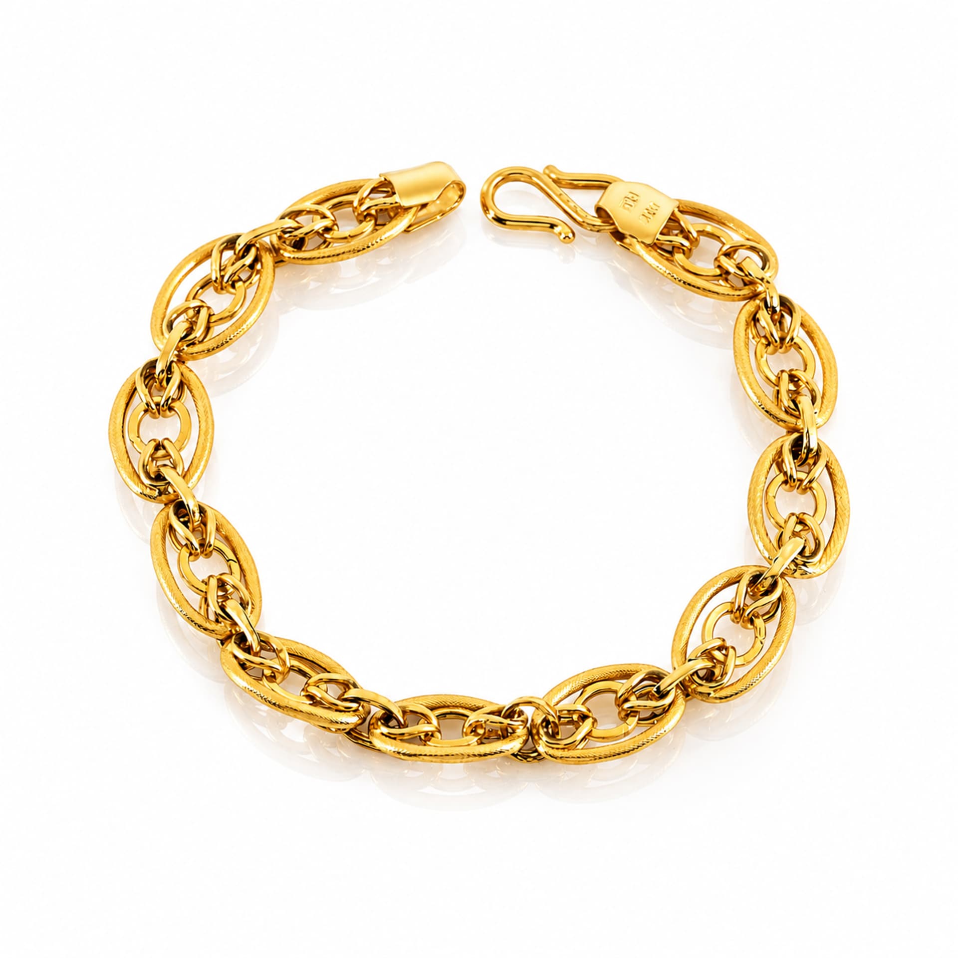 GOLD BRACELET