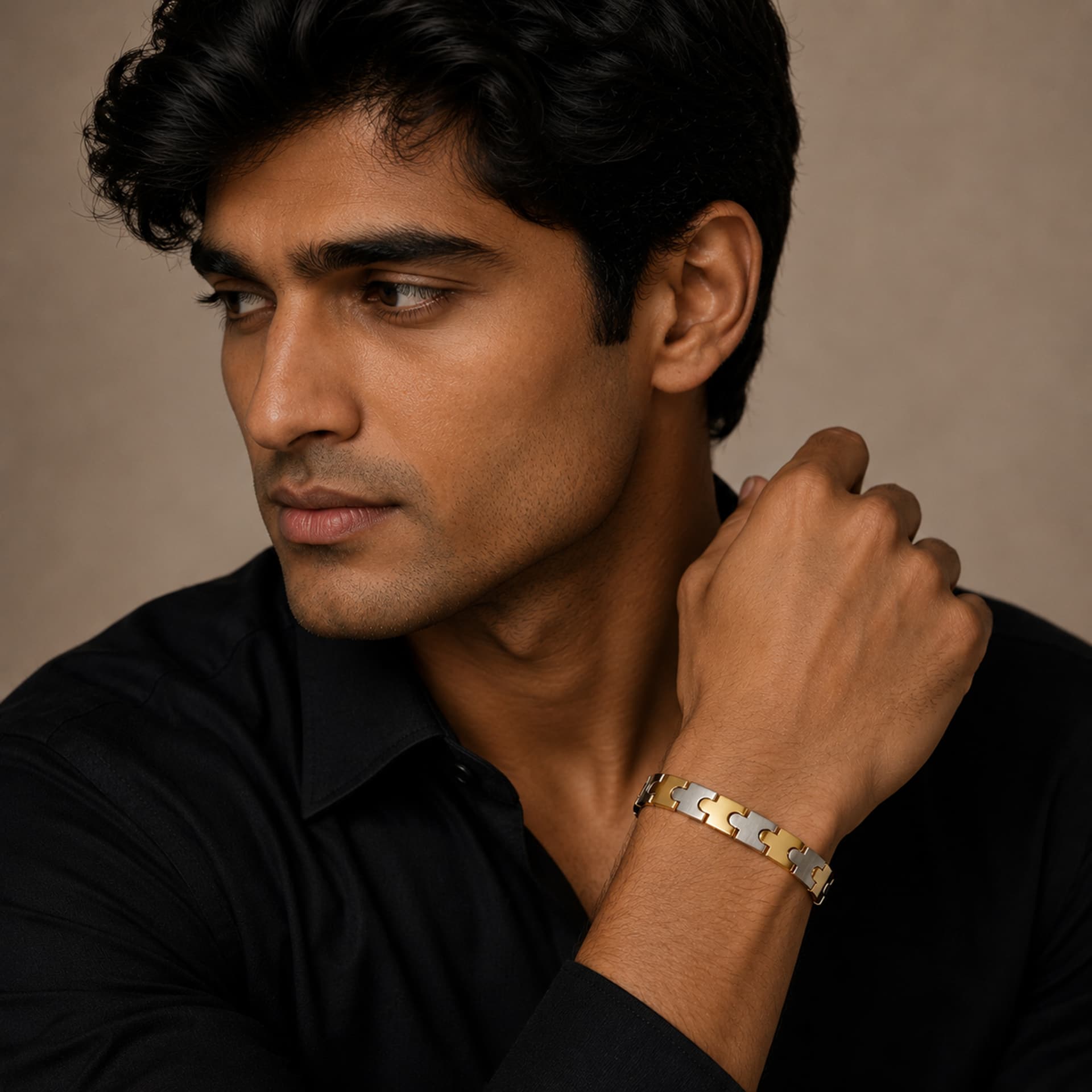 GOLD BRACELET