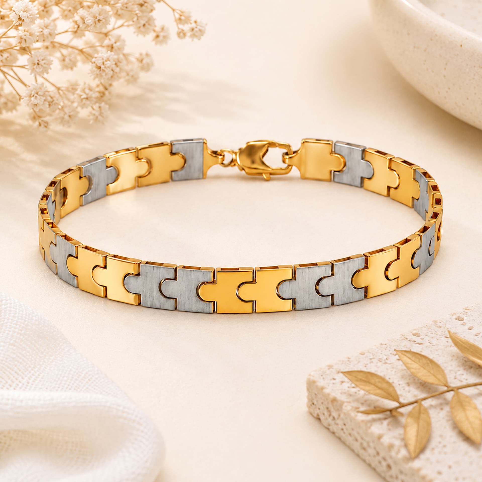 GOLD BRACELET